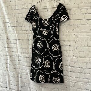 COPY - Fabulous Vivienne Tam Black White Short Sleeve Dress Size 0